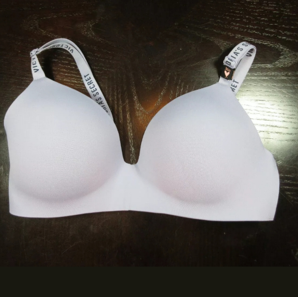 WOMEN VICTORIA'S SECRET SOFT PADDED BRA 36D